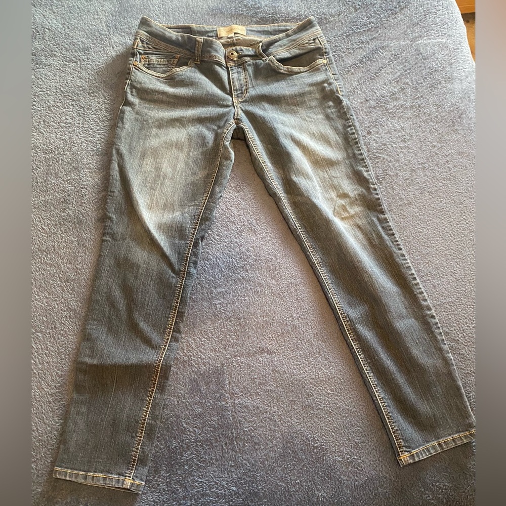 Stylish Light Blue Women's Jeans